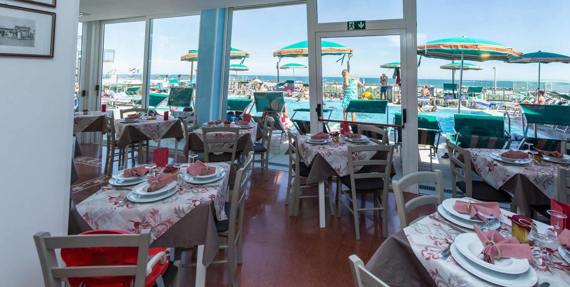 Hotel Sayonara Cattolica Exterior photo